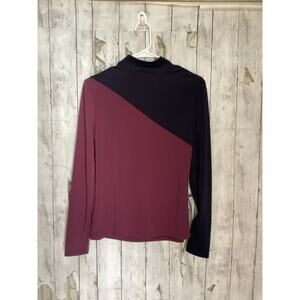 August 1 Eight Women’s Asymmetrical Colorblock Turtleneck